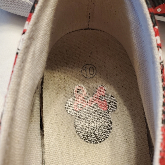 Disney Minnie Mouse Shoes Women Size 10 Fashion Red Minnie Pattern Casual Flats - Picture 6 of 9